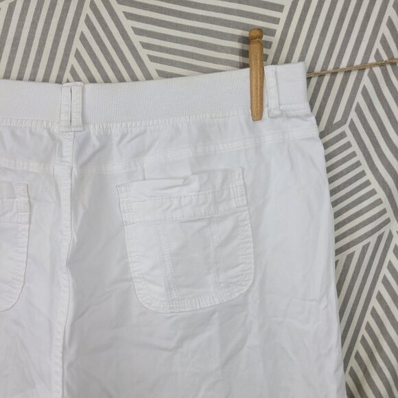 Gloria Vanderbilt Chino Bermuda Shorts Size 16 White Buckle Sideb Stretch Waist - Picture 7 of 9